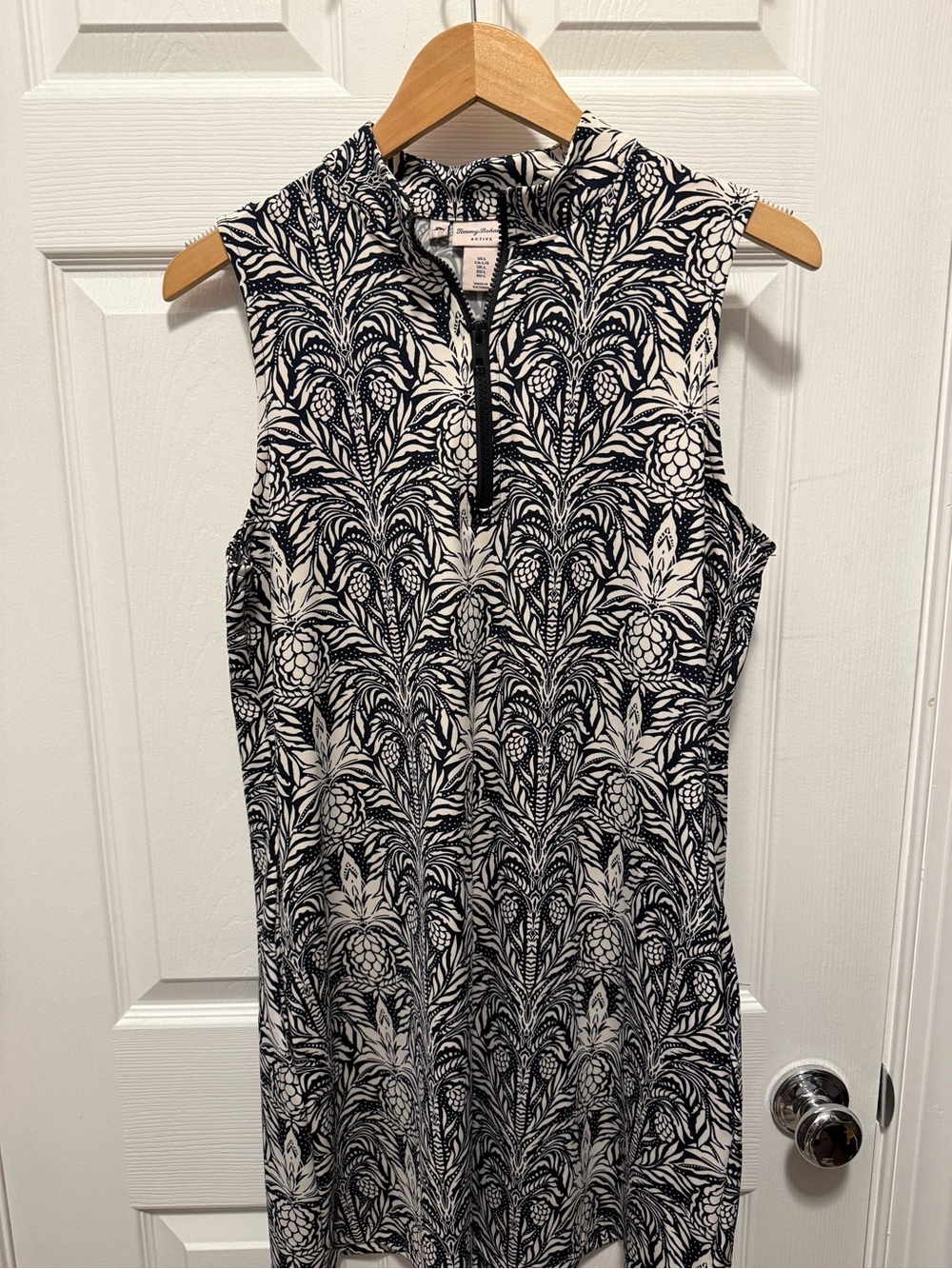 Navy & White Tropical-Print Zip Front Active Dress